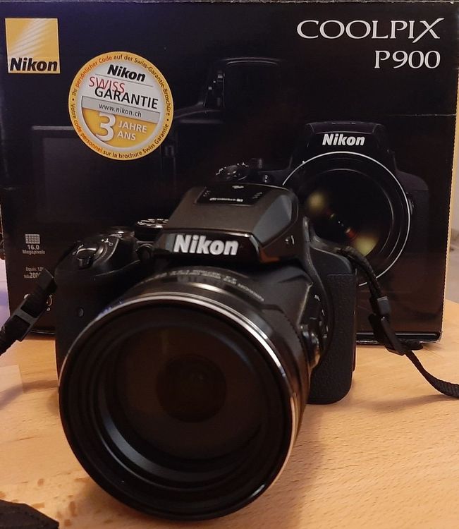 Nikon Coolpix P900 inkl. Joby Gorillapod (tripod/Stativ) Kaufen auf