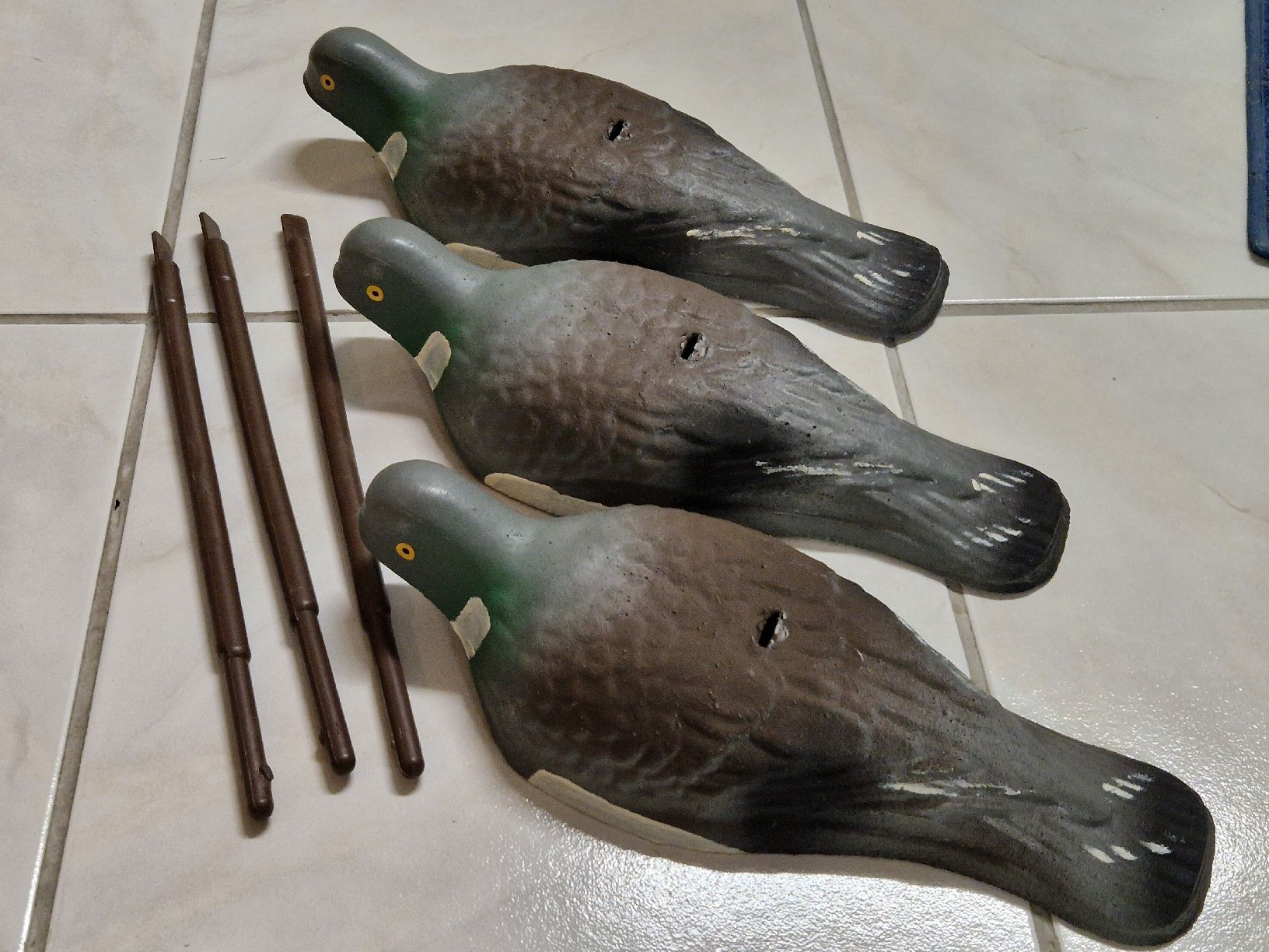 Tutte le decorazioni: 3 Locktauben Halbschalen mit Spieß – Usato da Lyss venduto da pksuny 1