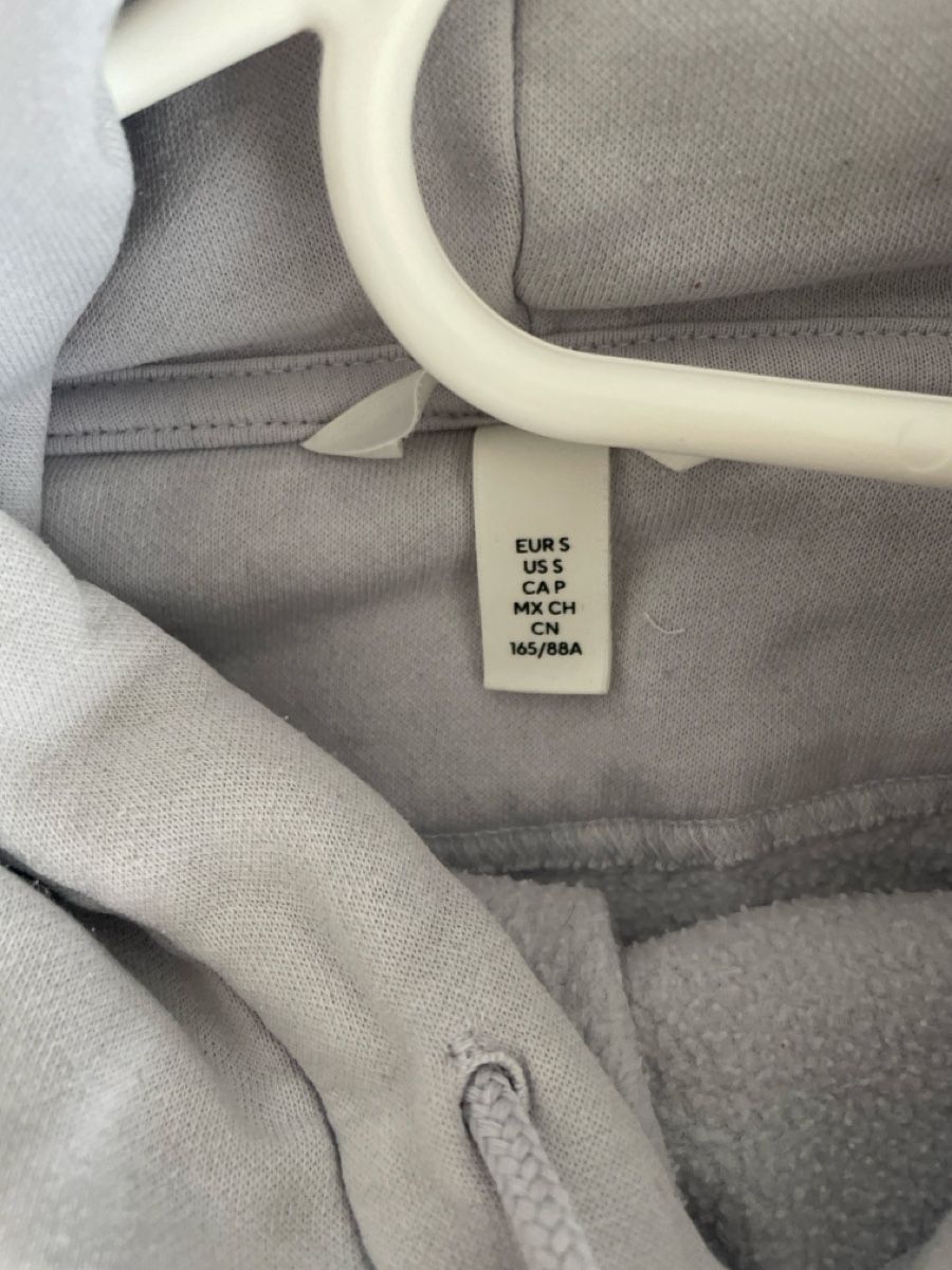 H&M Maglioni & Felpe: H&M Hoodie, Grösse S – Usato da Wil SG venduto da Miwil 2