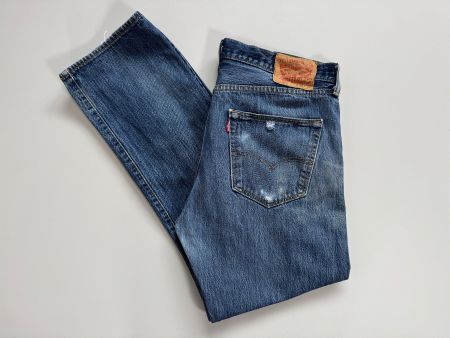 Levis 501 denim W36 L32 with history from 2013