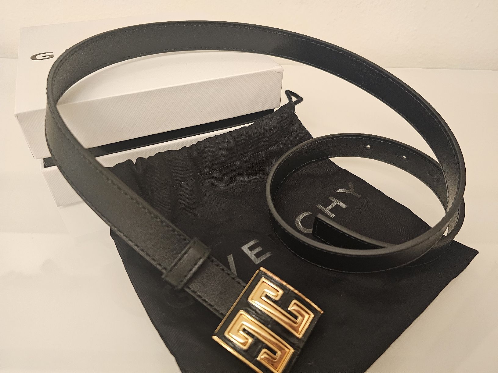 Givenchy Gürtel: GIVENCHY 4G DESIGNER-LED­ERGÜRTEL – Gebraucht aus Adliswil von MRelva 4