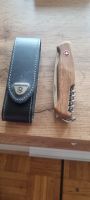 Victorinox Taschenmesser Holz mit Etui neuer Zustand