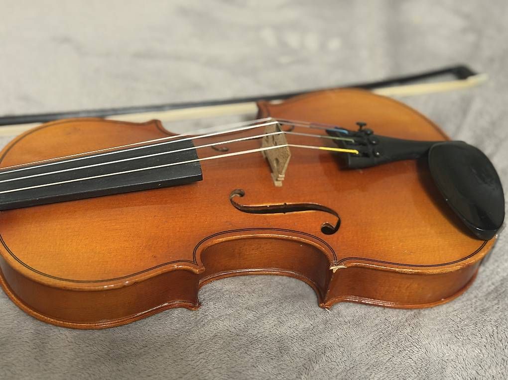 Suzuki Strumenti musicali: Violon 1/2 Suzuki 1984 – Usato da Onex venduto da Mureca 3