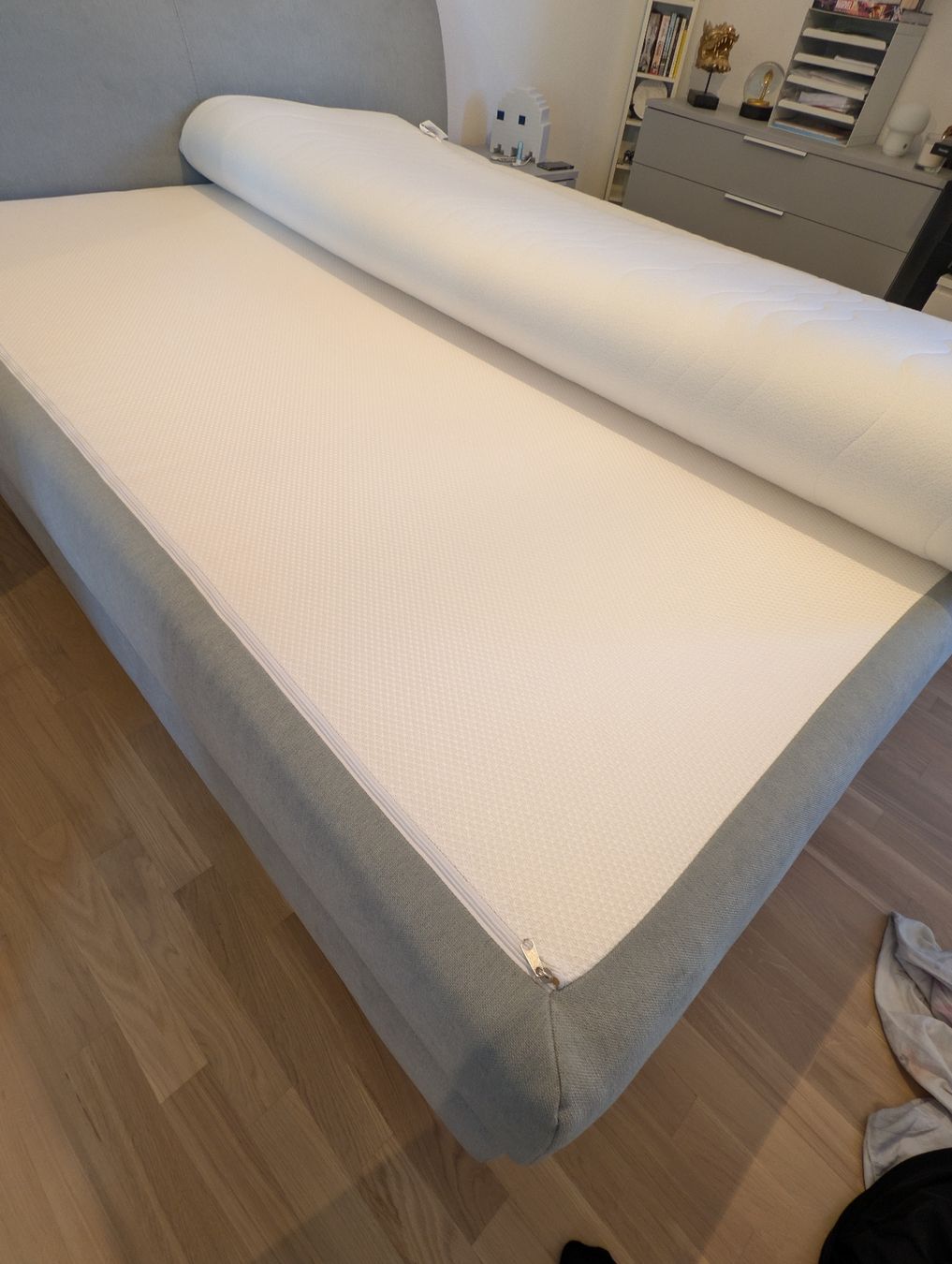 Letti: Boxspringbett 160x200 Grau – Usato da Therwil venduto da jef_2ffl 3