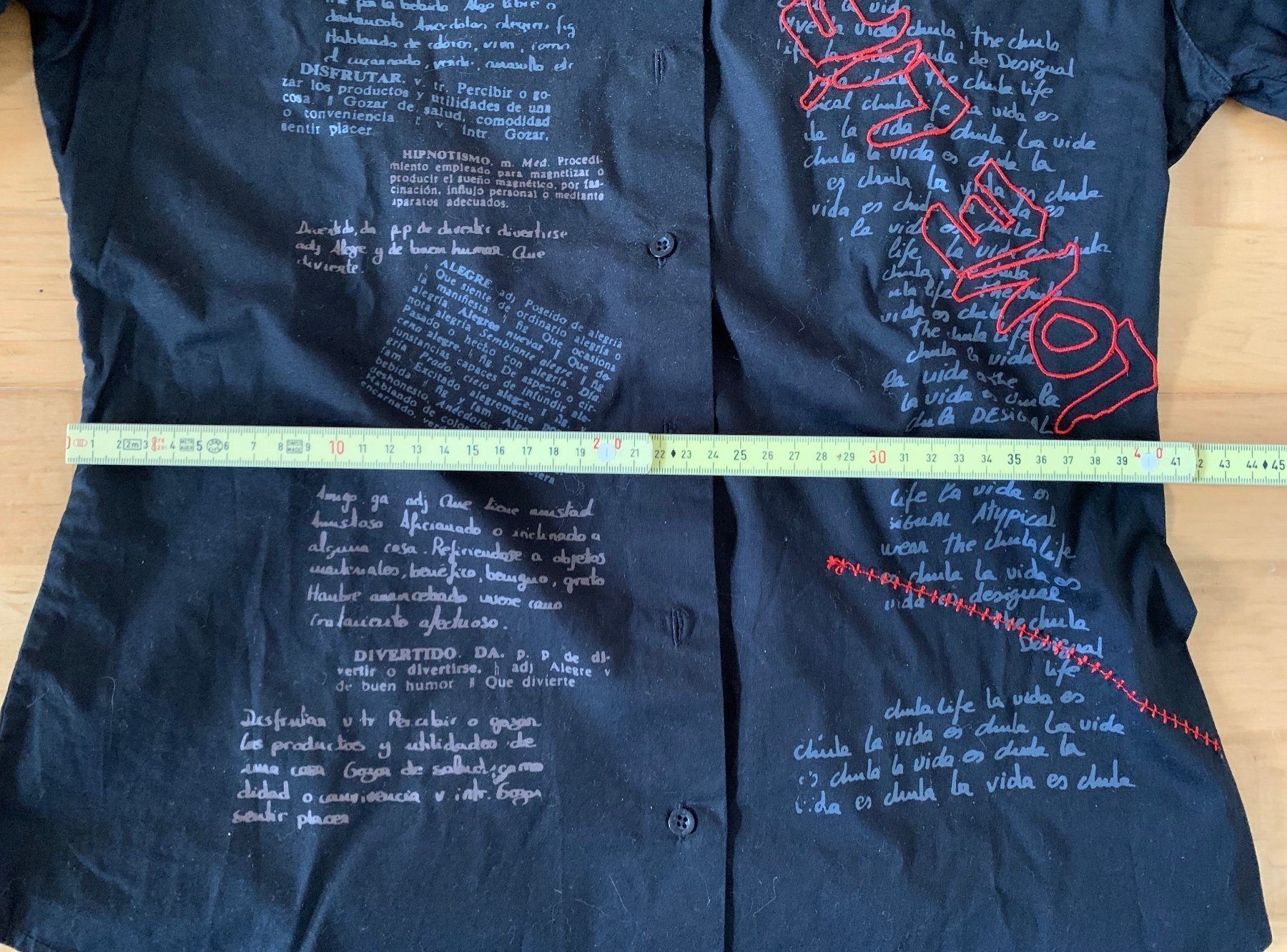 Desigual Camicette: schöne Bluse Desigual, schwarz mit Schrift – Nuovo (secondo la descrizione) da Zäziwil venduto da kreative-ideen 5