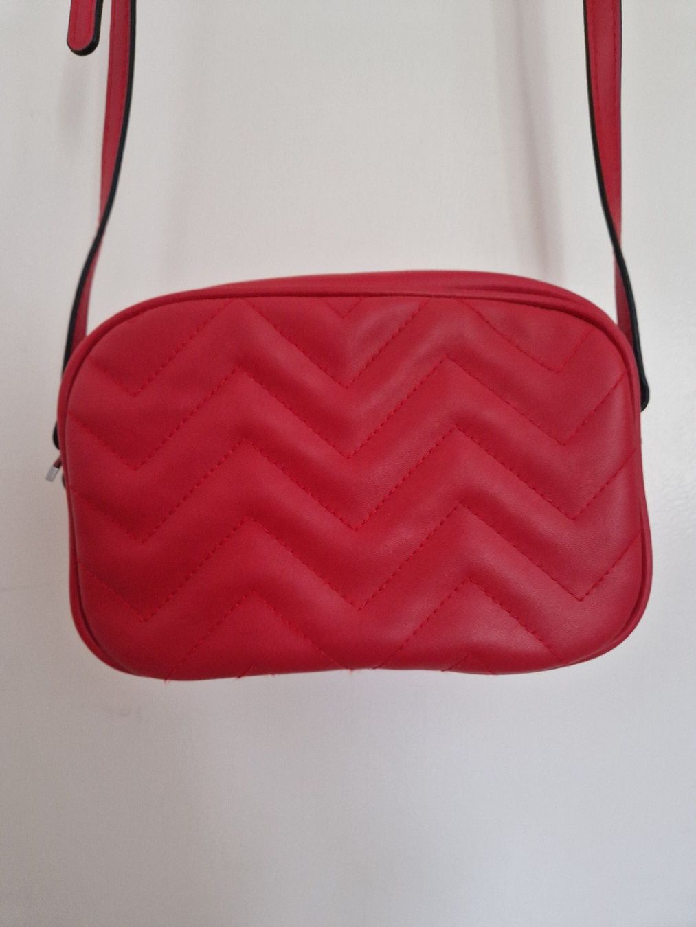 Borse da donna: Tasche rot – Nuovo (secondo la descrizione) da Däniken SO venduto da ali_z5pd 1