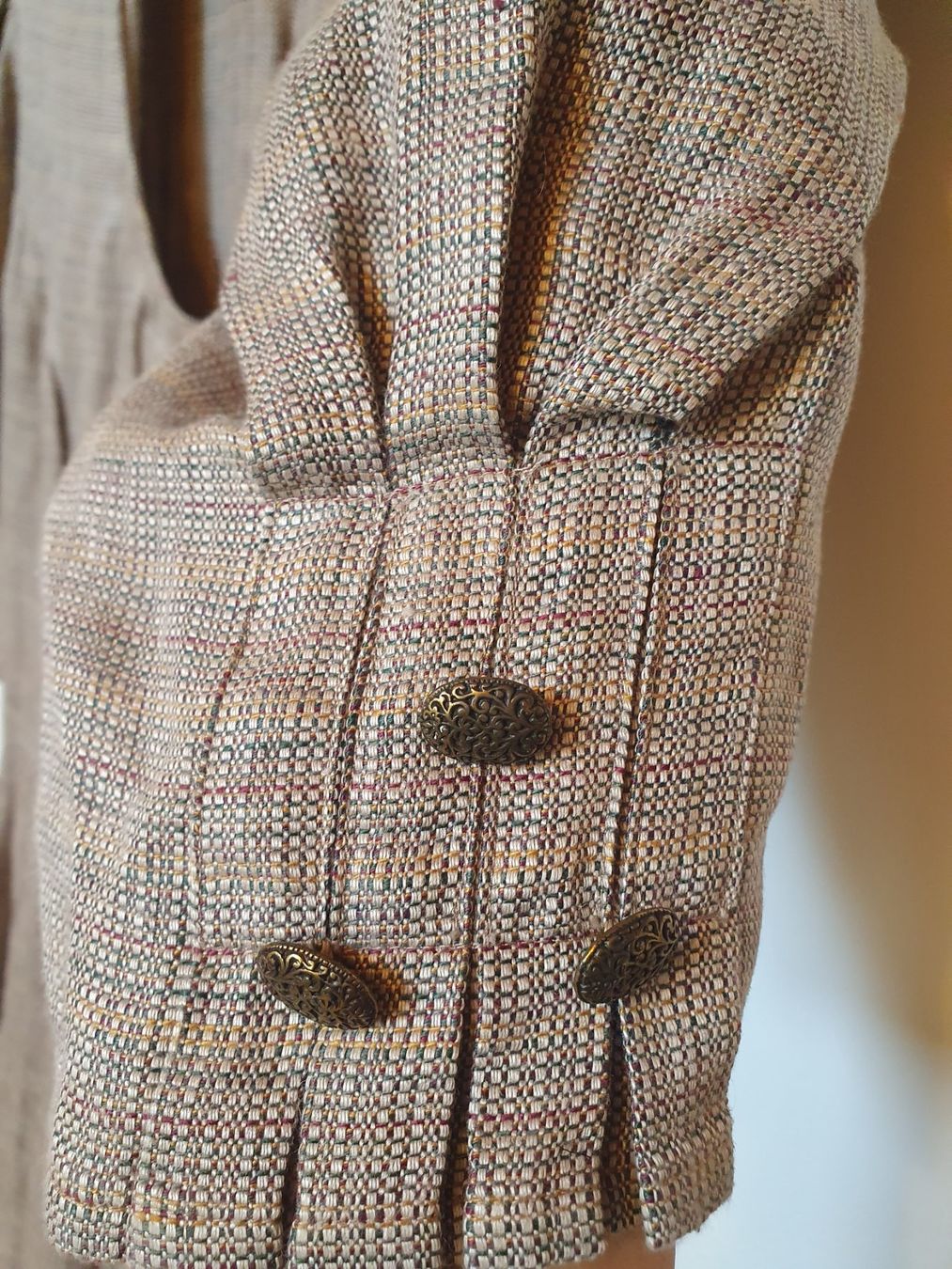 Kleider: Trachtenkleid - Leinen - Gr. 40-42 – Gebraucht aus Steffisburg von C.Kreuzer 4