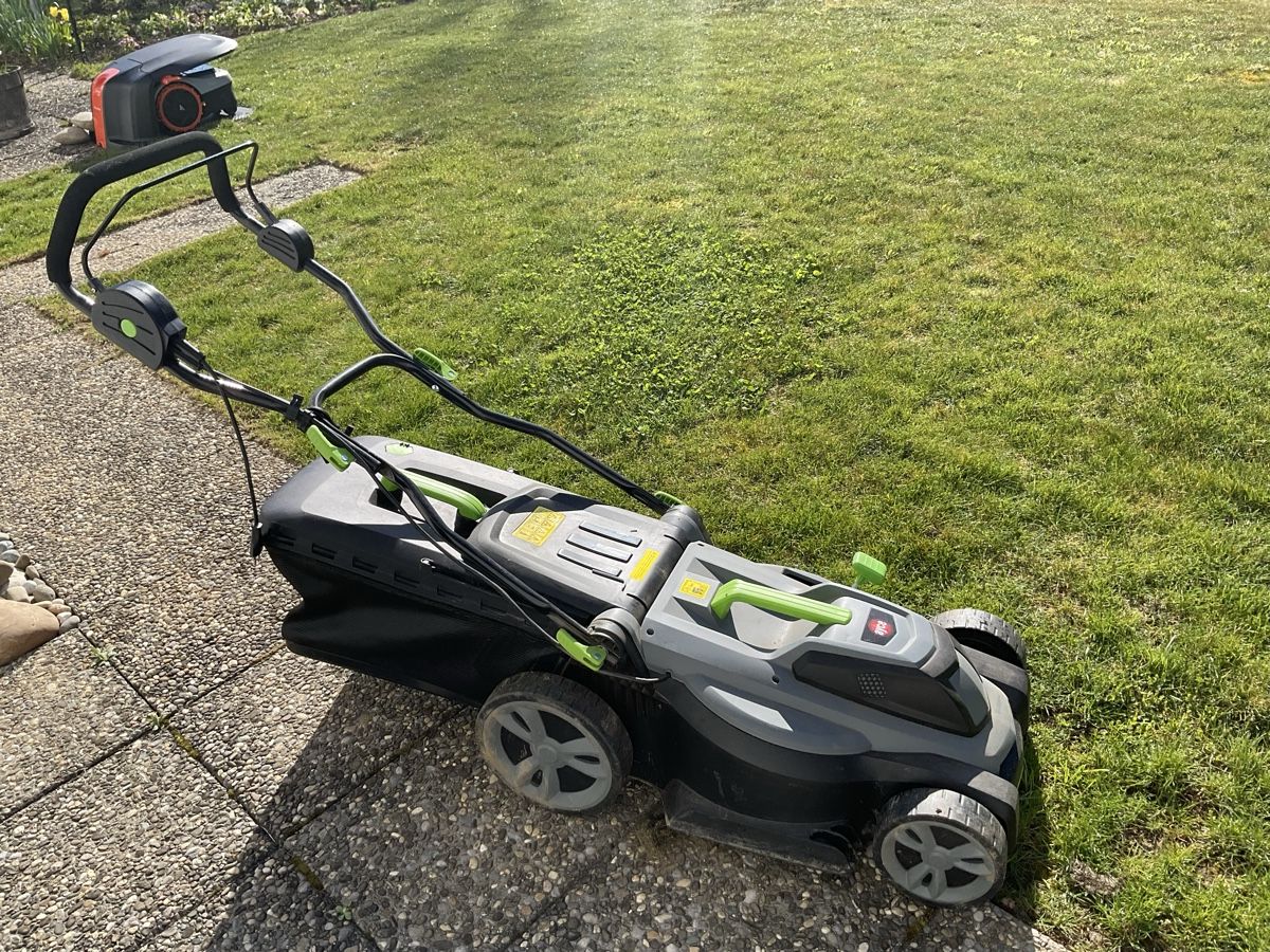 Rasenmäher: Elektrischer Rasenmäher – Gebraucht aus Rombach von roggos 2