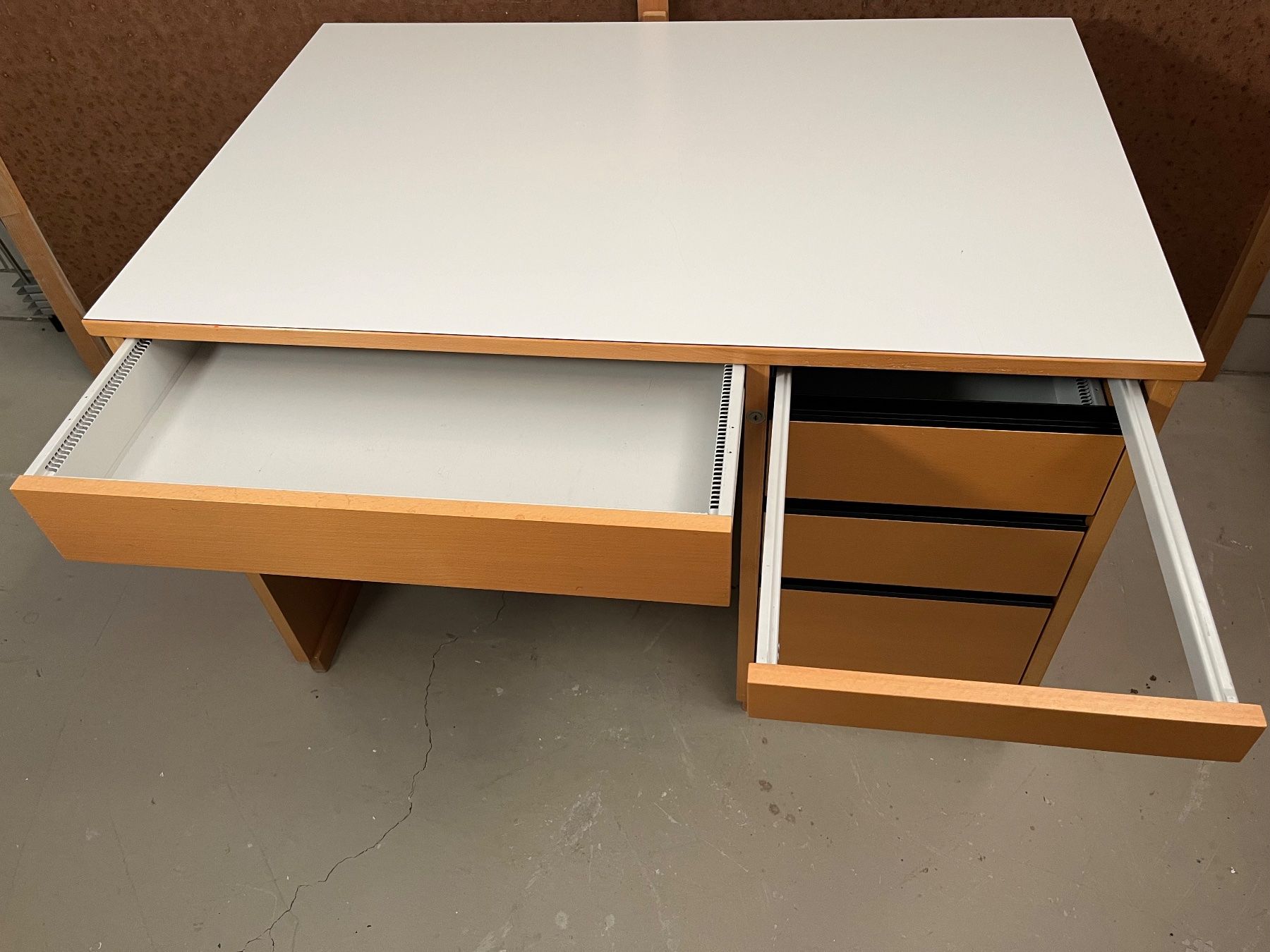 Schreibtische: Schreibtisch Holz – Gebraucht aus Schleitheim von heni75 2