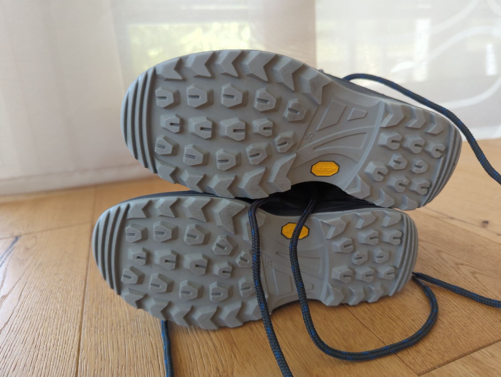 Lowa Chaussures garçon: Lowa Kinder Wanderschuhe Gr. 35 – D'occasion à Rudolfstetten par satya83 3