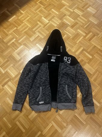 Hoodie C&A here+there Grösse 170/176 fleece gefüttert