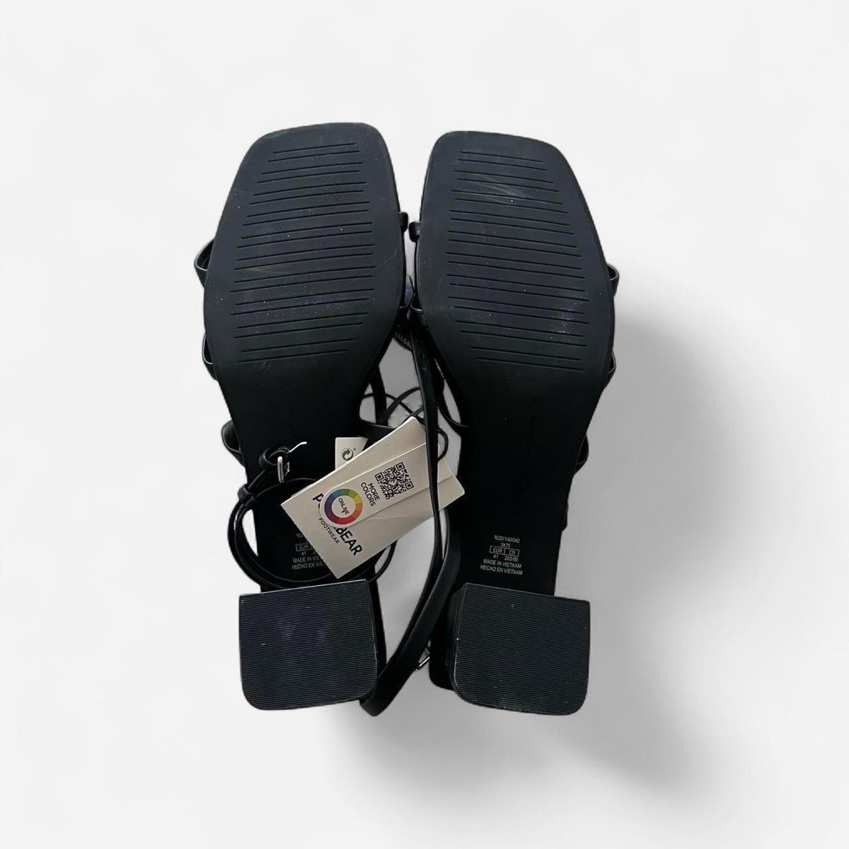 Pull&Bear Damenschuhe: minimal black strappy heels 41 – Neu (gemäss Beschreibung) aus Dübendorf von kko_7xld 2
