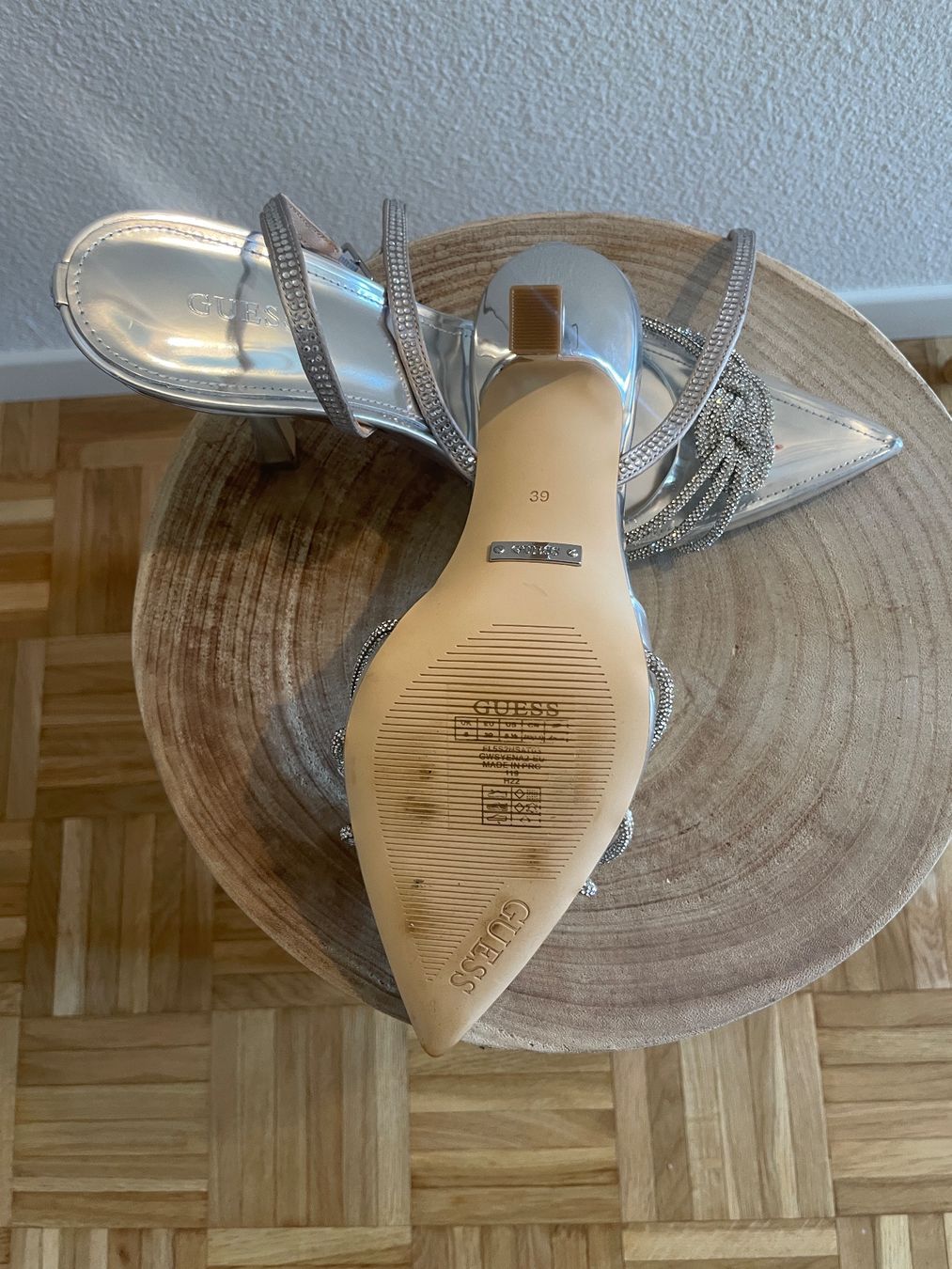 Guess Scarpe da donna: Guess High Heels – Usato da Halden venduto da KristinaZe 3