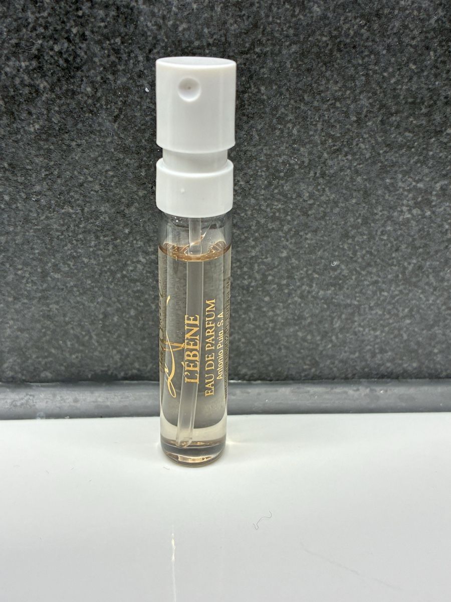 Christian Louboutin Profumi & Eau de Toilette: 2ml Christian Louboutin L‘Ébene – Nuovo (secondo la descrizione) da Wangen SZ venduto da el_paso08