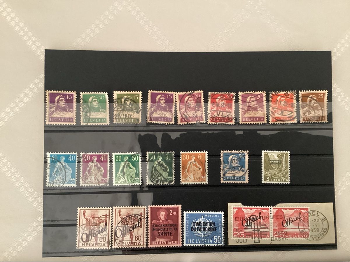 Tous les timbres: Zum Löcher stopfen oder ersetzen – D'occasion à Gebenstorf par Filu1313 1