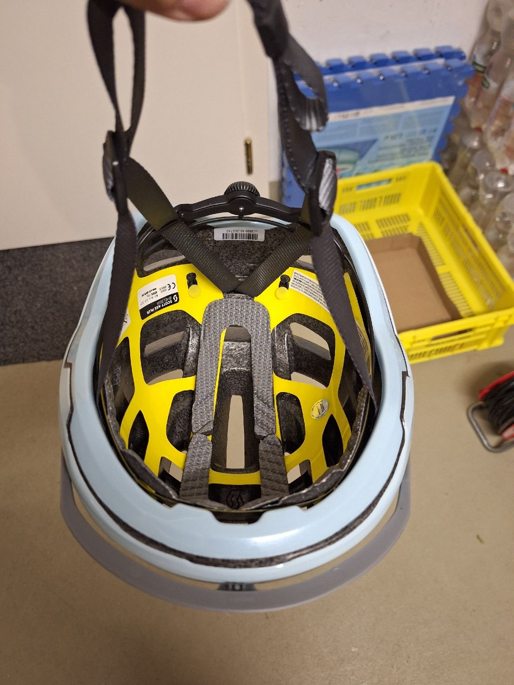 Scott Caschi: Scoot Velohelm – Usato da Hägglingen venduto da fab_5sbm 3