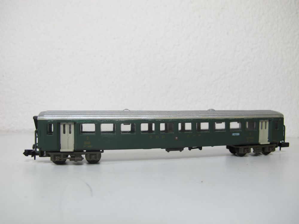 Lot De 4 Wagons Voyageurs Arnold Rapido - Réfs 0330, 0341, 0344, 0349