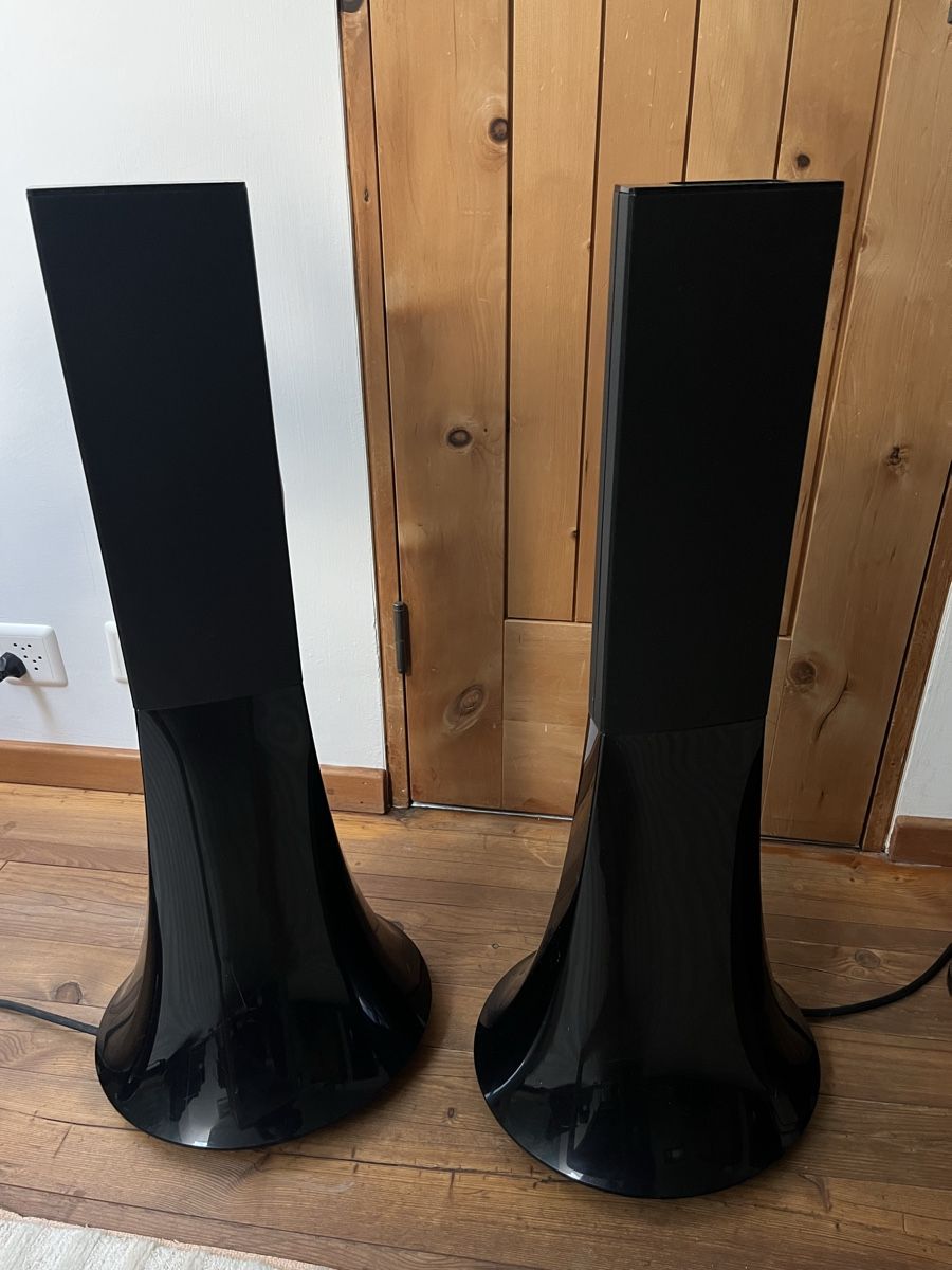 Parrot Casse acustiche: Parrot by STARCK - wireless speakers – Usato da Zuoz venduto da Gs88