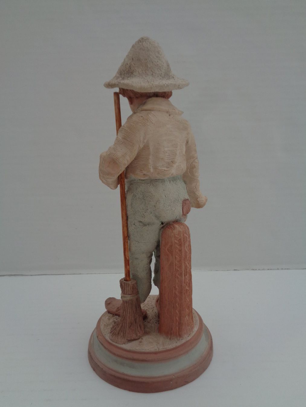 Figurines: Stalljunge aus Keramik datiert – D'occasion à Chur par omonia 2