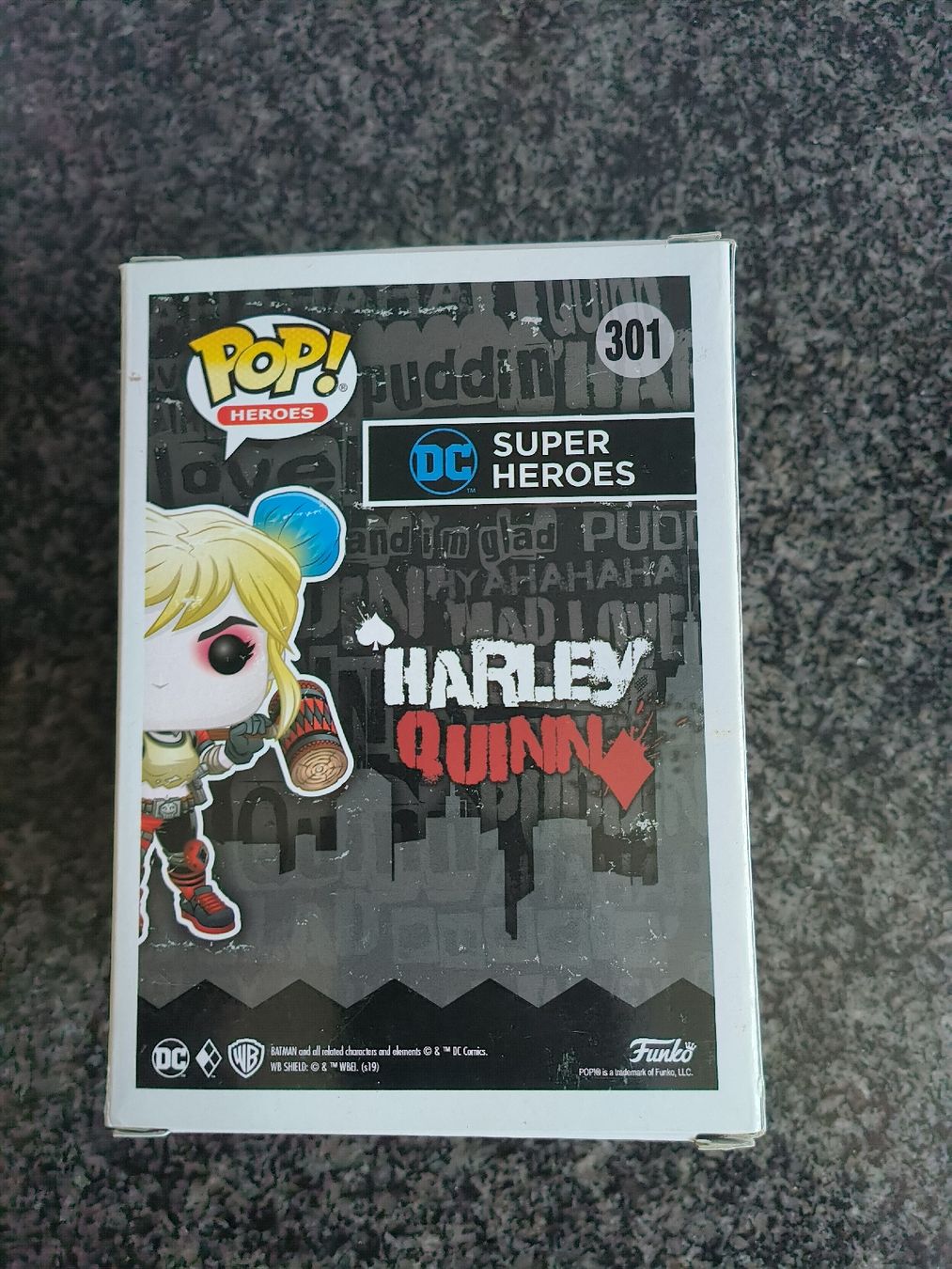 Funko Statuette: Funko Pop DC Harley Quinn 301  – Nuovo (secondo la descrizione) da Emmenbrücke venduto da Marco01334 2