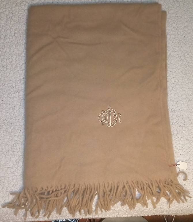 Foulard & Sciarpe: Echarpe Voltaire Beige – Usato da Peseux venduto da noz_r5vl 2