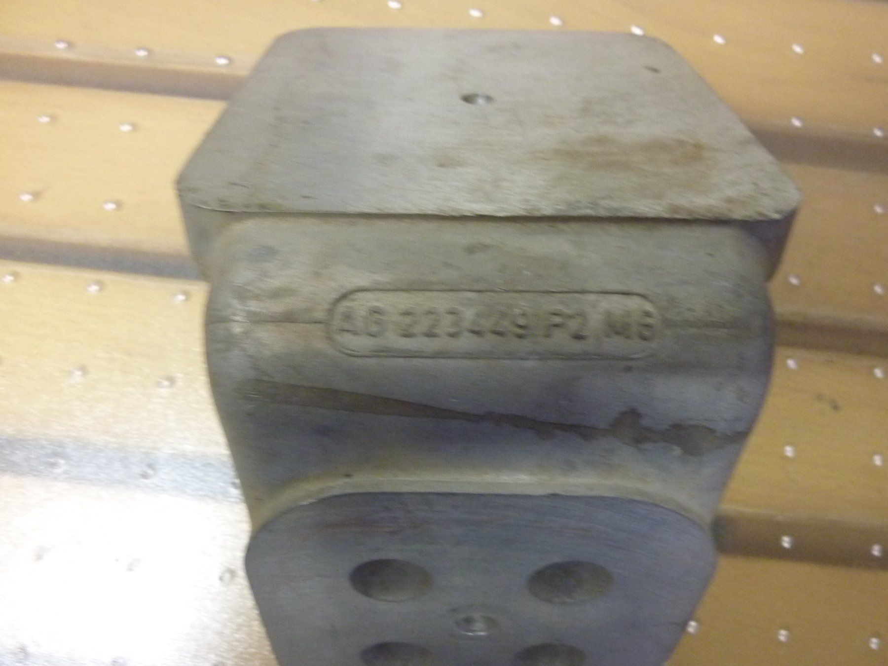 Metall- & Schlosserei Sonstiges: Maschinen-Konsole aus Aluminium – Gebraucht aus Triengen von Nussbaum14 3