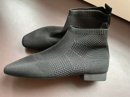 NEU*** Strick Stoff Stiefeletten Slip In 39
