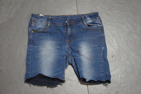 Mädchen-Jeans, Grösse 146, guter Zustand!