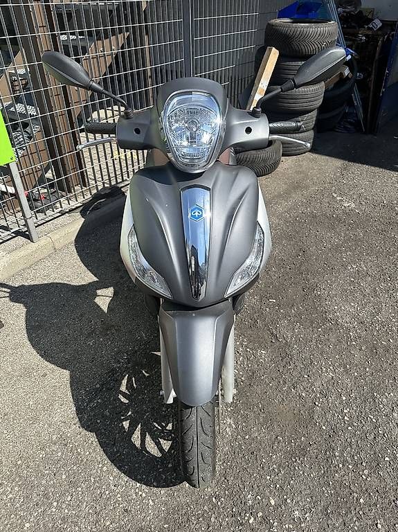 Scooter: Piaggio Madley 125  – Usato da Mezzovico venduto da Garagebazzy93