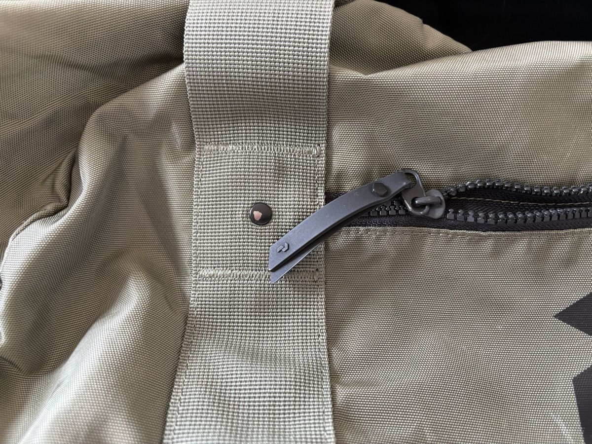 Peak Performance Taschen: Peak Performance Detou Sporttasche – Gebraucht aus Hersiwil von lambretta86 3