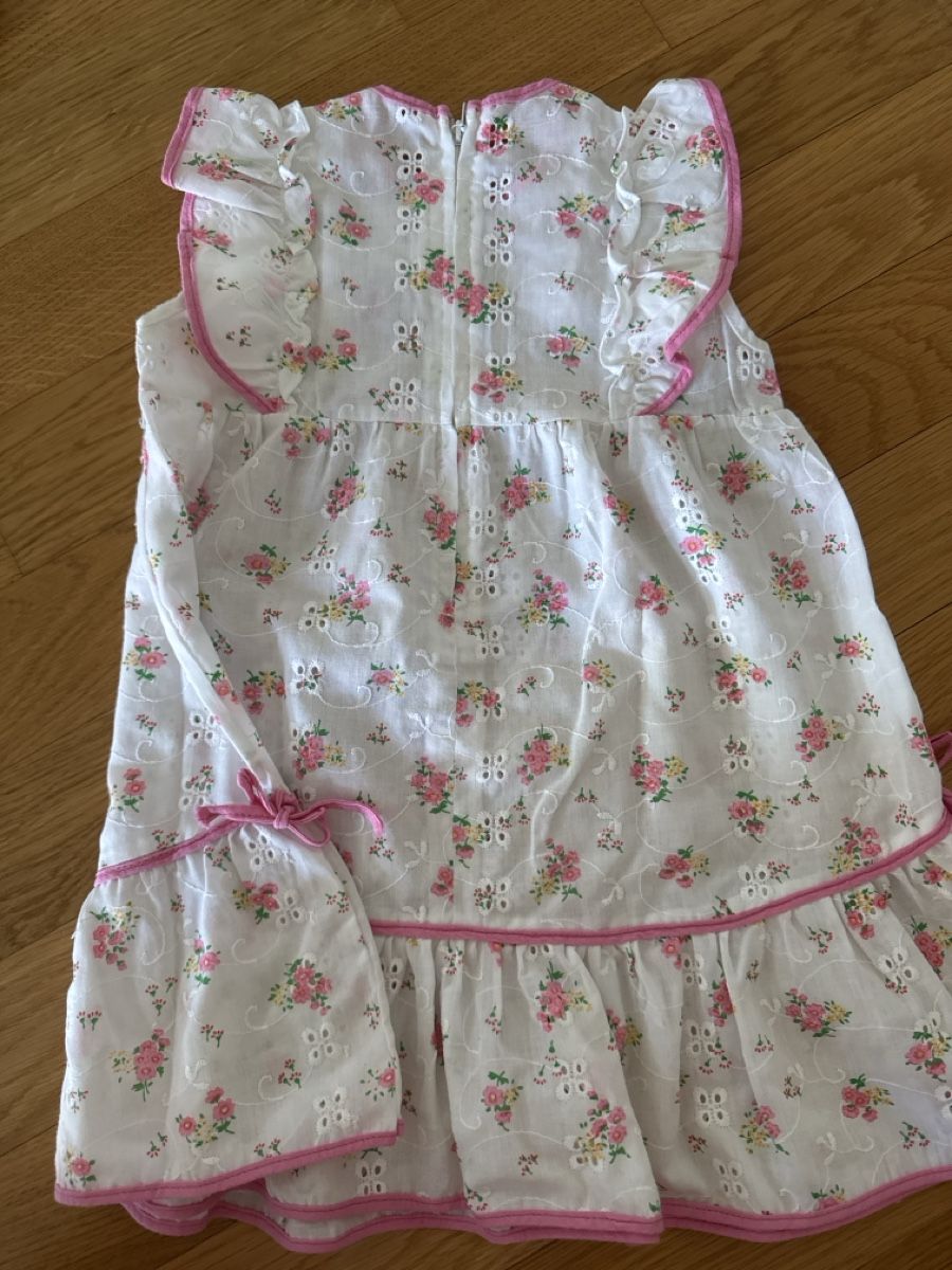 Vestiti & Gonne: Kleid Blumenmuster Weiss Grösse 92 – Usato da Dielsdorf venduto da nad_r69c 1