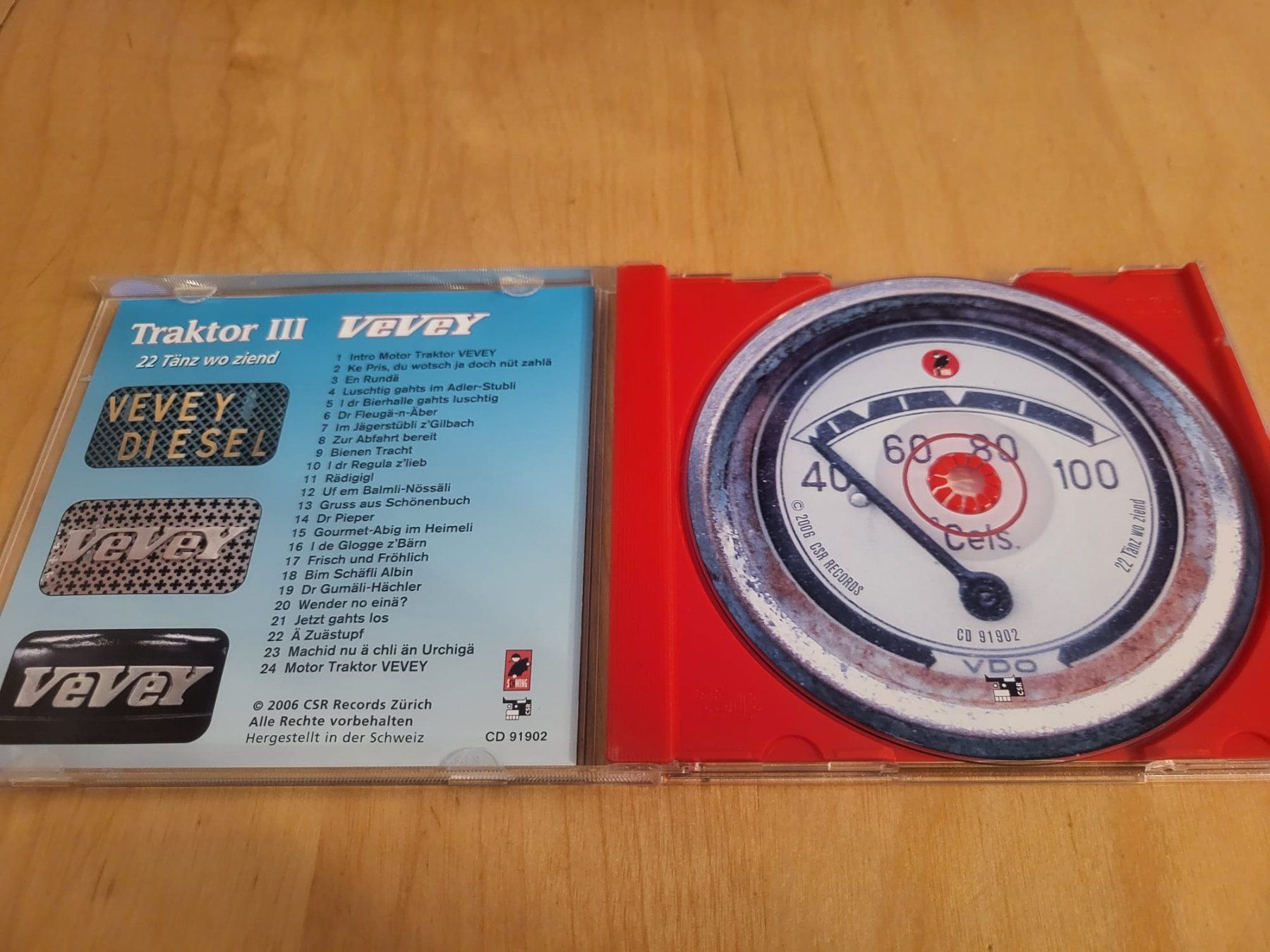 CD: CD Traktor III Vevey "22 Tänz wo ziend" – Usato da Urnäsch venduto da Rteppich 1