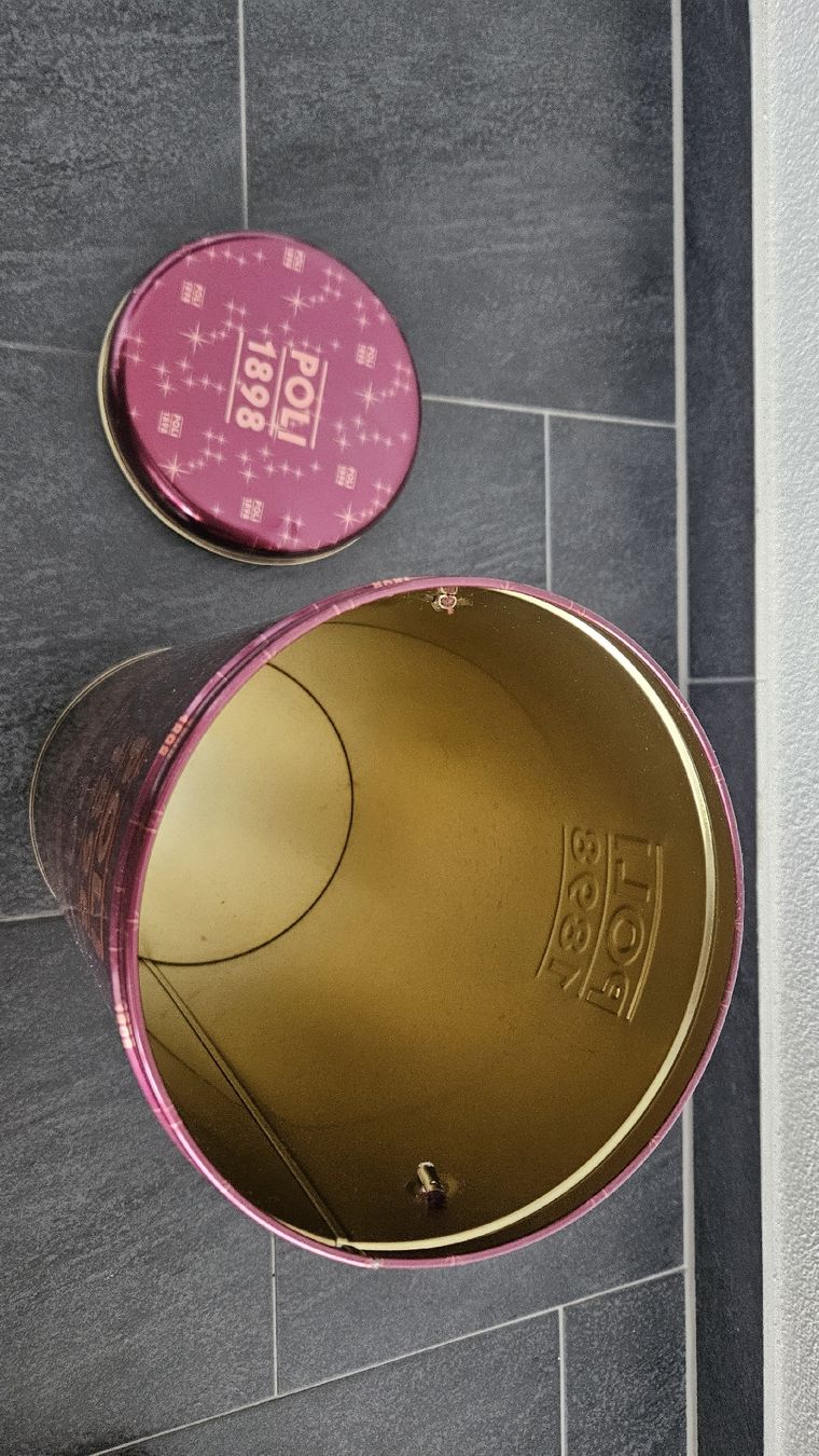 Alle Dekorationen: Poli 1898 Grappolone Dose, Vintage! – Gebraucht aus Immensee von MaFiFe94 1
