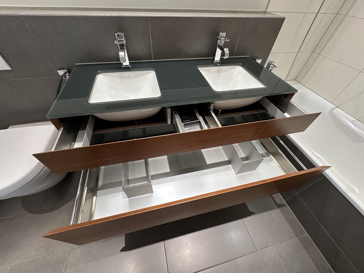 Armadietti a specchio: Edle Badezimmer-Möbel Villeroy Boch – Usato da Meggen venduto da MSU6045 1