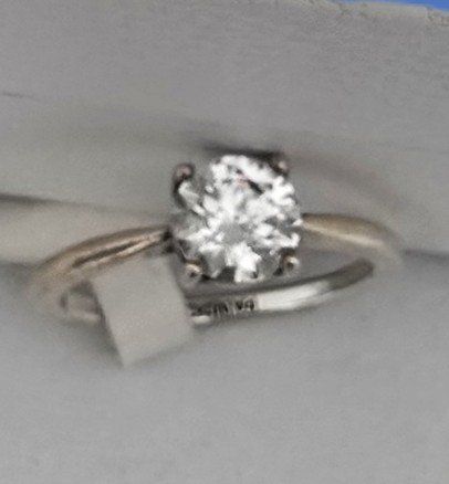 Pandora Anelli: Silberring mit Zirkonia-Stein von Pandora – Usato da Bergdietikon venduto da ewa1005