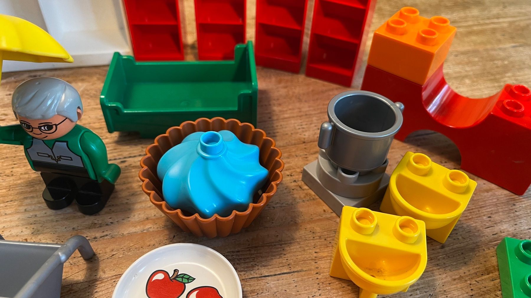 Lego Statuette: LEGO Duplo Villa Hausteile – Usato da Ennetbaden venduto da teo_yg9s 7