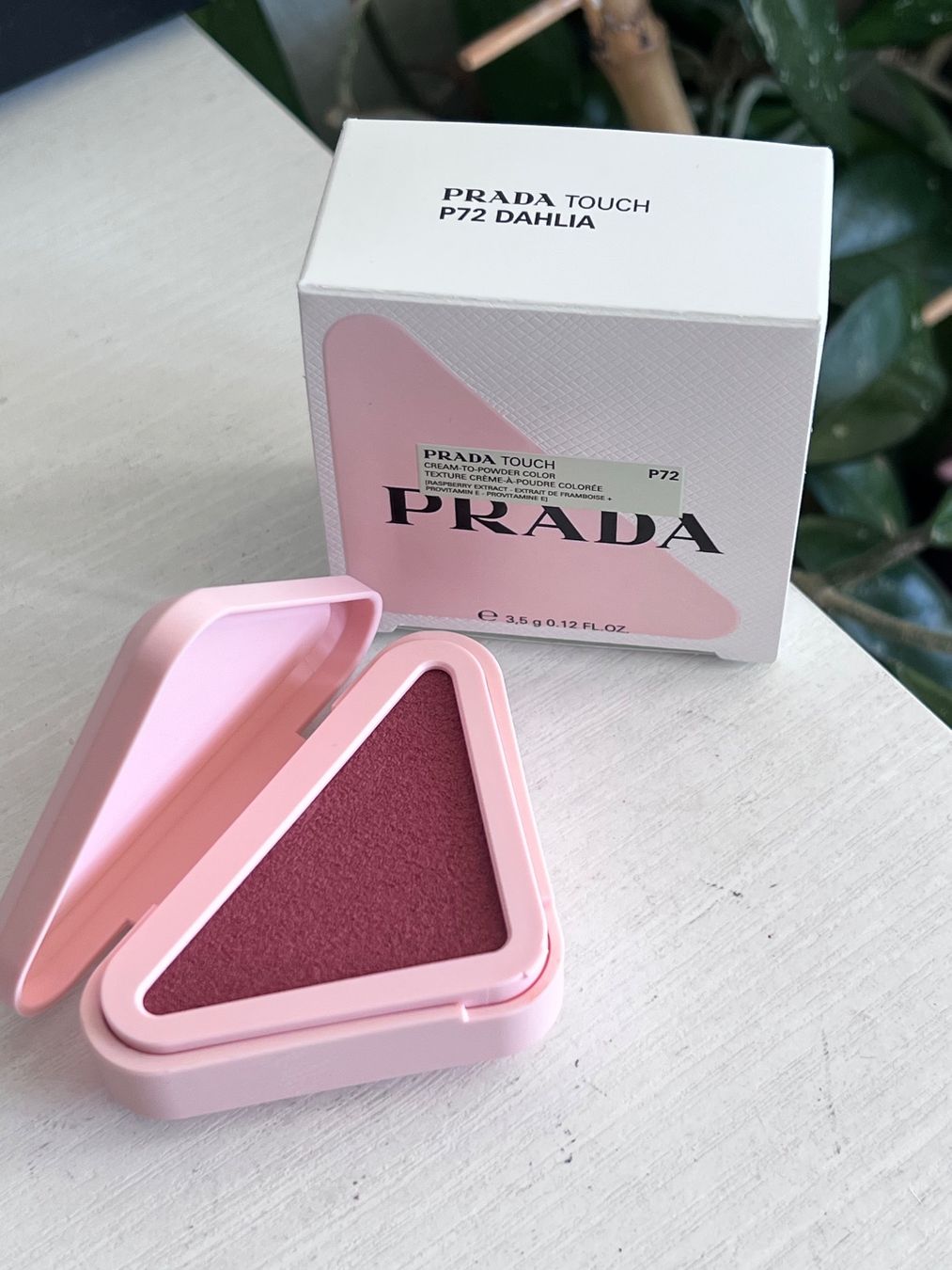 Make-up: NEU PRADA Touch Blush P72 Dahlia – Neu und originalverpackt aus Effretikon von YaMn 2