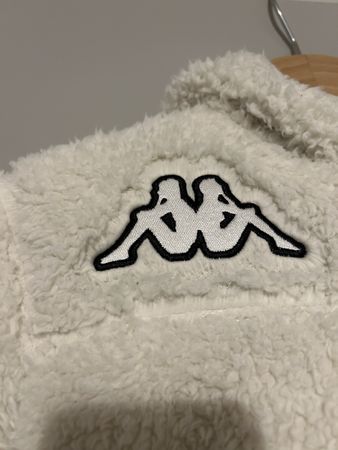 Kuschelige Kappa Fleecejacke Gr. M Winterjacke warm weiss