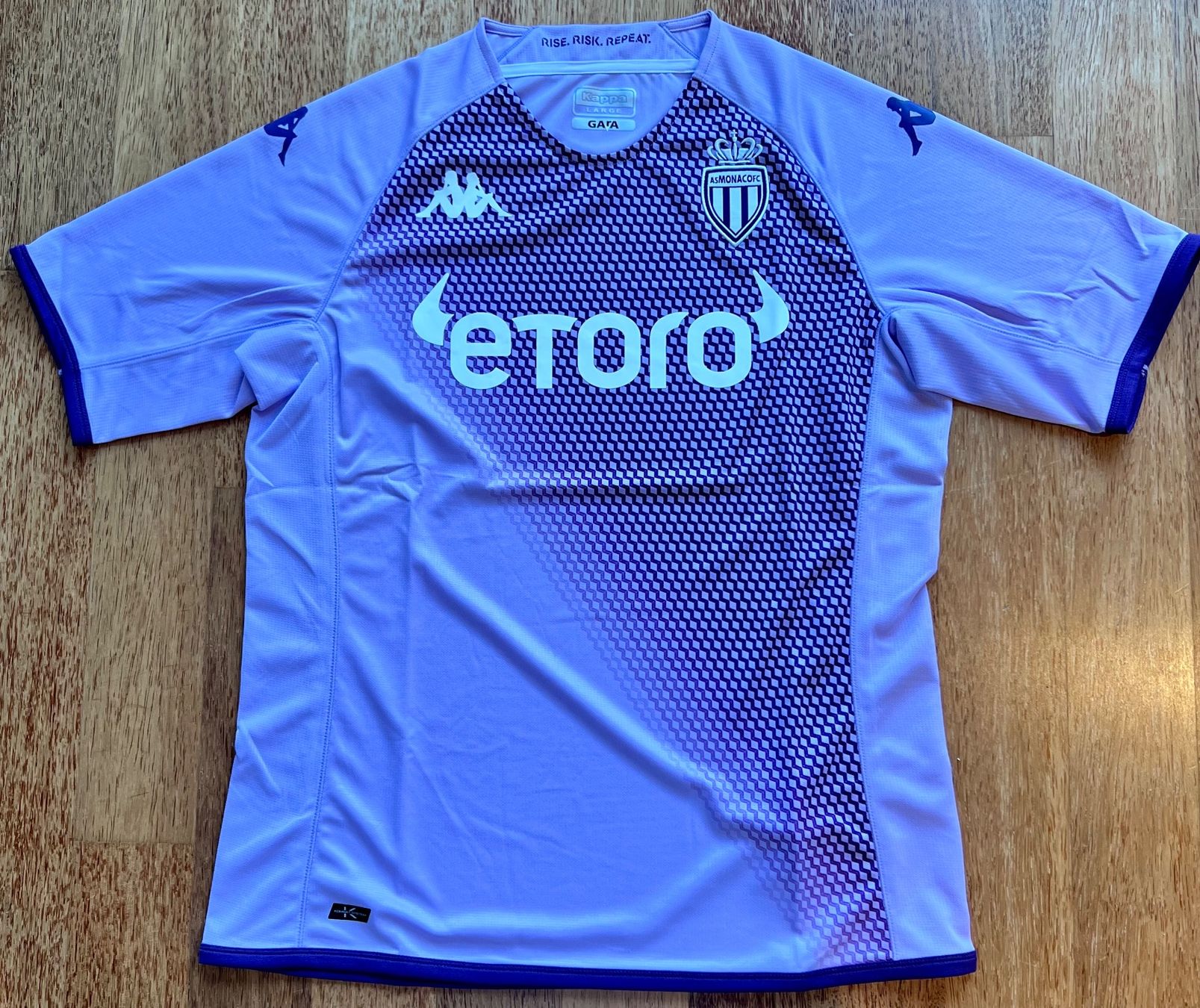 Kappa Canottiere & Pantaloni: AS Monaco Third Shirt - 2022/23 – Nuovo (secondo la descrizione) da Hermetschwil-Staffeln venduto da Beat131