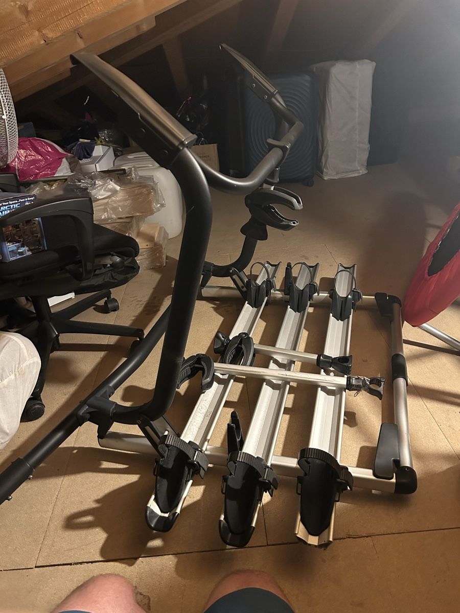 Thule Altri accessori per camping: Thule 3er Heckträger Vw T 6 – Usato da Brunnen venduto da Condia 1