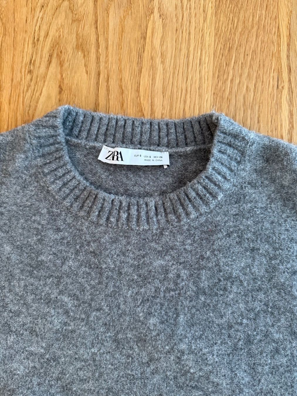Pullover & Sweatshirts: Pullover – Gebraucht aus Regensdorf von aid_hl7v 2