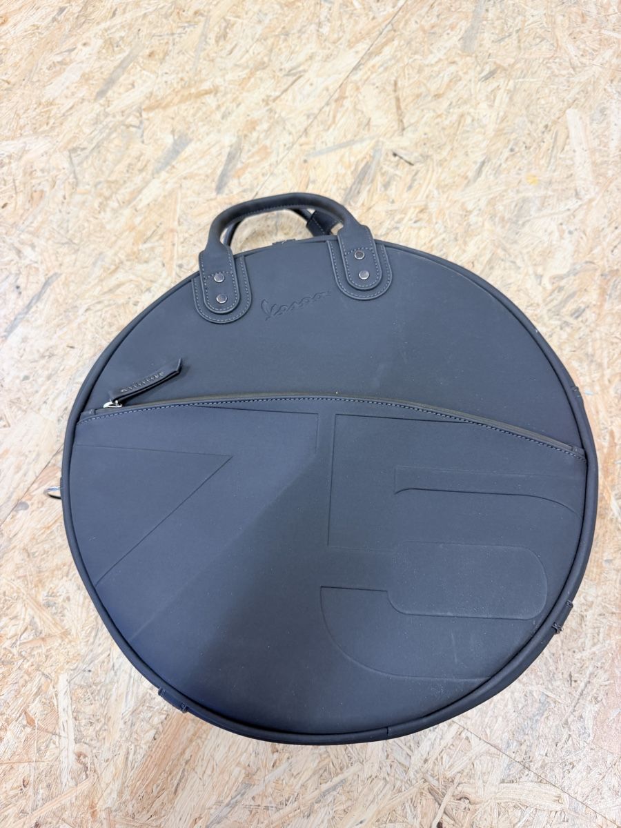 Vespa Topcase: Vespa 75 Jubilee Tasche – Nuovo (secondo la descrizione) da Lachen SZ venduto da dan_yb7d