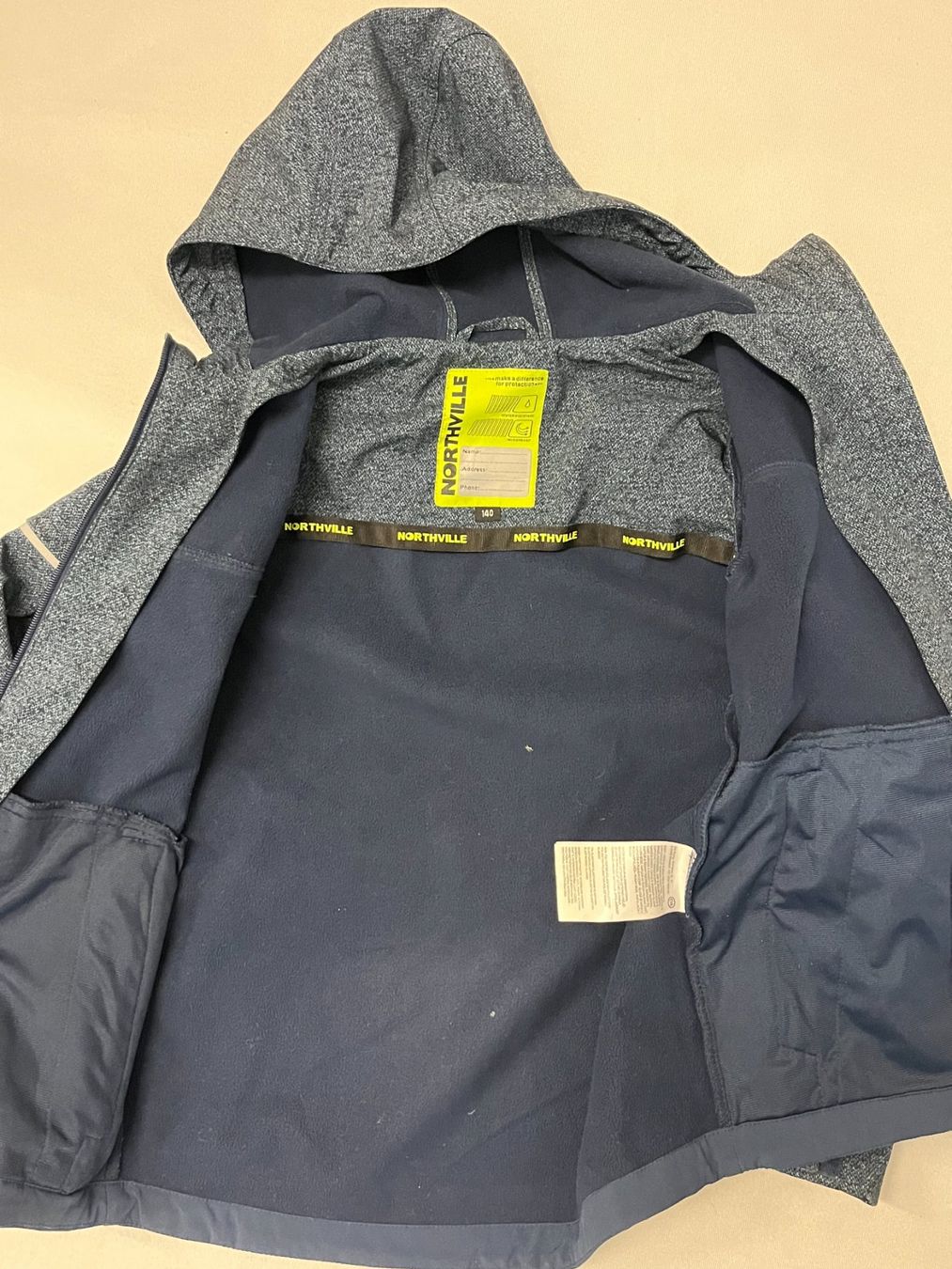 C&A Jacken & Mäntel: Softshelljacke Northville, Gr. 140 – Gebraucht aus Malleray von ste_rx2t 2