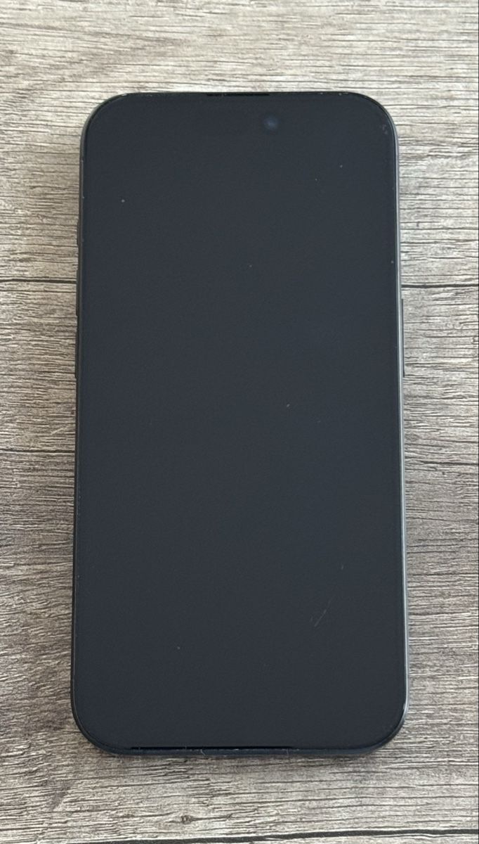 Apple Telefoni cellulari / Smartphones: iPhone 15 Pro 256 GB – Usato da Wilen b. Wollerau venduto da Yeti17