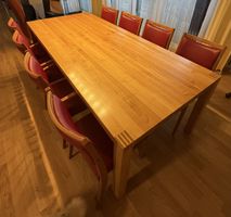 Esstisch  Holz massiv guter Zustand mit oder ohne stuhlen