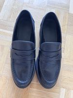Black leather platform loafer size 39