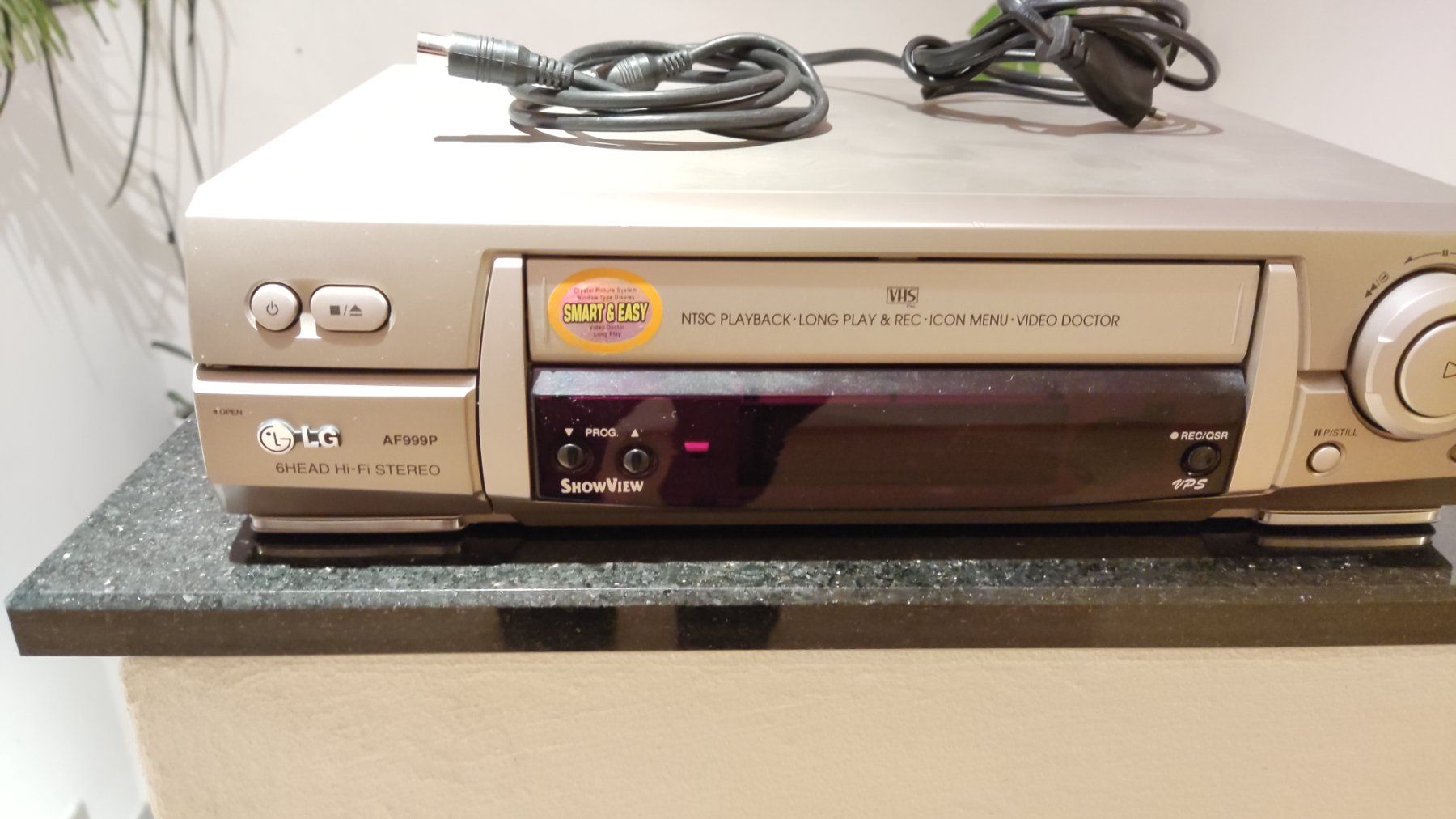 LG Aufnahmegeräte: VHS Videorecorder AF999P von LG – Gebraucht aus Schongau von Retro_Shop 1