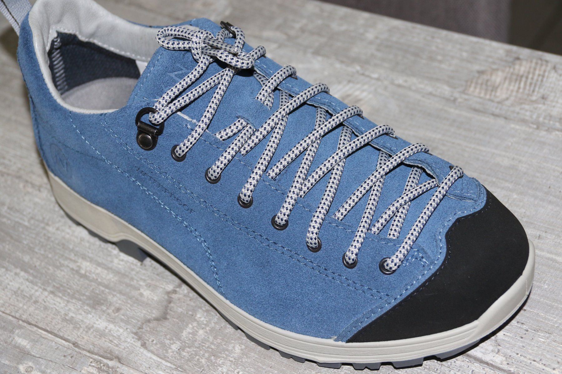 Scarpe da donna: Wanderschuhe / Laufschuhe Gr.39 NEU  NP-129fr – Nuovo e nell'imballaggio originale da Oberwil-Lieli venduto da Svetlana28 6