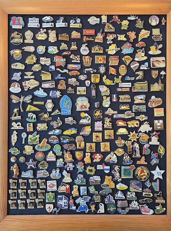 Placchette & Badge: Pin Sammlung aus den 90er – Usato da Winterthur venduto da lindor_wasabi 1