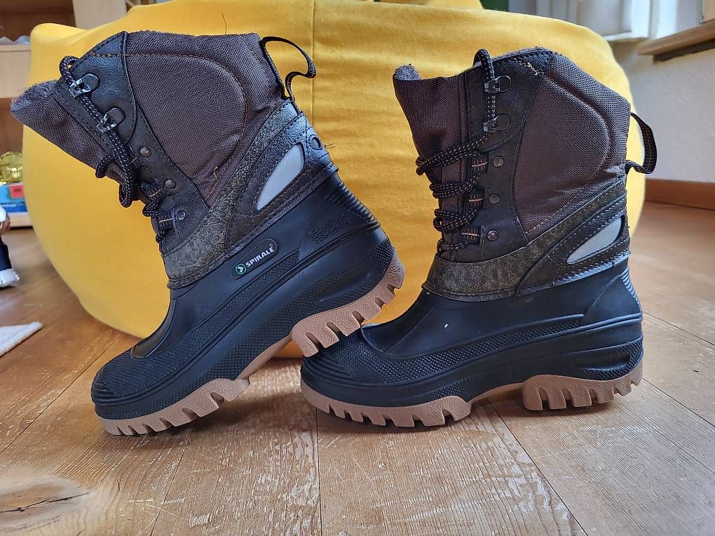 Chaussures hommes: Winterschuhe Spirale Raw Terrain, Grösse 37 – D'occasion à Thun par t_h_cl6d